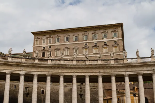 Budovy ve Vatikánu, Svatý stolec v Římě, Itálie. součástí s — Stock fotografie