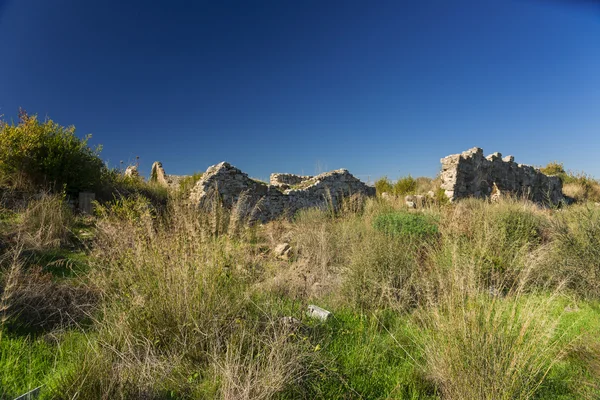 Oldalán romjai — Stock Fotó