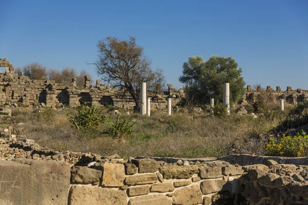 Ruines in side — Stockfoto