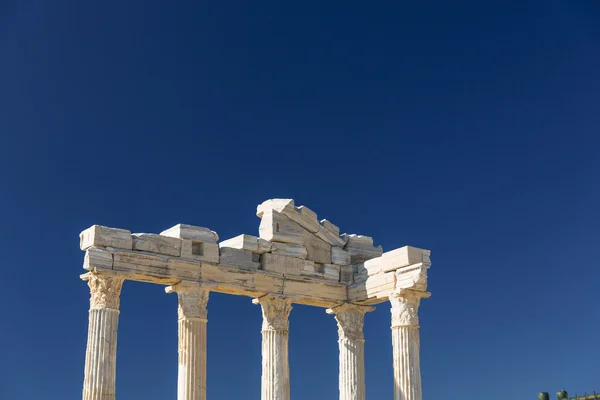 Templo de Apolo en el lado —  Fotos de Stock