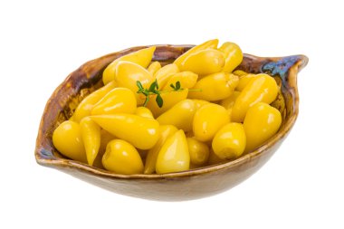 marine edilmiş sarı biber