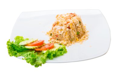 karides kızarmış pilav ile