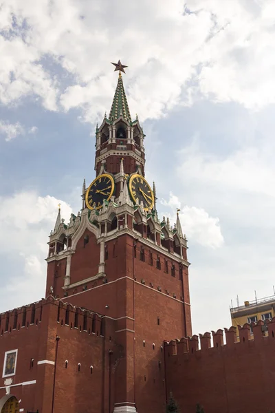 Torre Spasskaya en la Plaza Roja —  Fotos de Stock