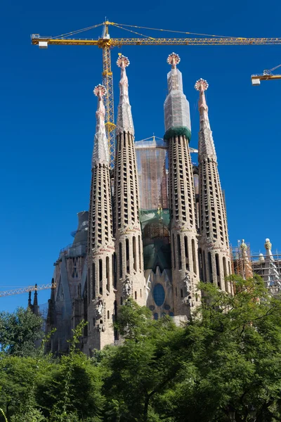 La sagrada familia - impozantní katedrála — Stock fotografie
