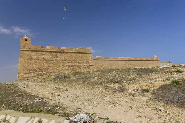 Velha ruína da fortaleza em Mahdia Tunis — Fotografia de Stock