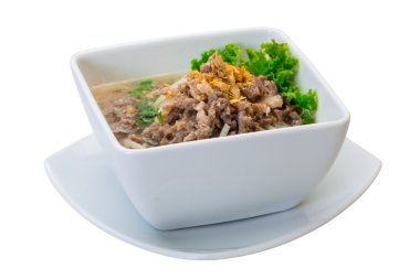 Kıyılmış et ile Tay çorbası