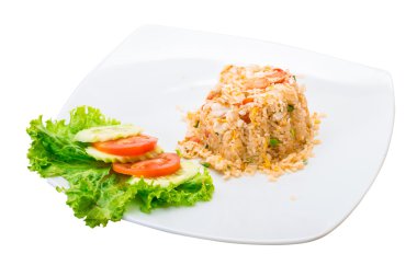 karides kızarmış pilav ile