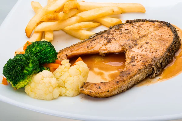 Salmon steak — Stock Photo, Image