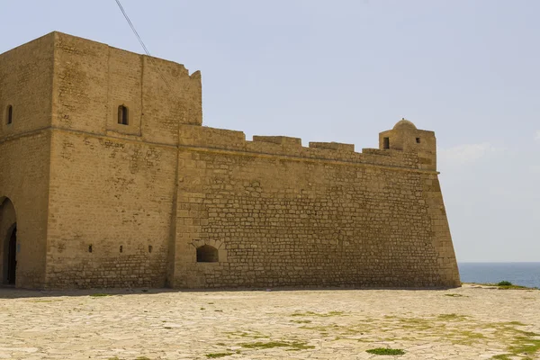 Ruine de la vieille forteresse à Mahdia Tunis — Photo