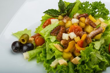 ahtapot salatası
