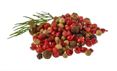 kırmızı, siyah ve beyaz biber yığın