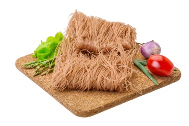 çiğ pirinç noodle