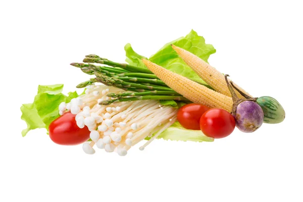 Japanische Pilze, Spargel, Auberginen, Baby-Mais und Salat — Stockfoto