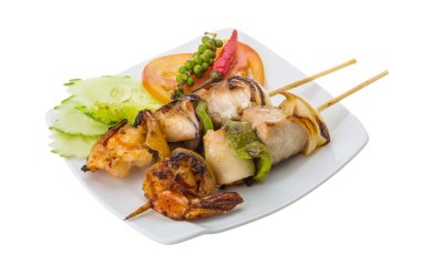 Deniz ürünleri Barbekü