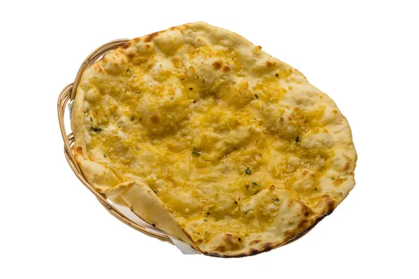 Naan com queijo e alho — Fotografia de Stock