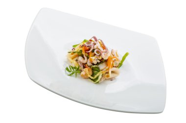 Asya deniz mahsulleri salatası