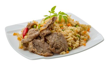 Biftekli kızarmış pirinç.