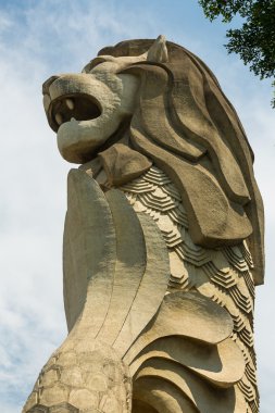 Aslan Anıtı
