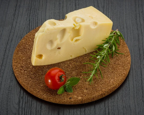 Maasdam-Käse — Stockfoto