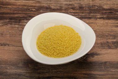 Yemek pişirmek için klozette çiğ öksürük yığını