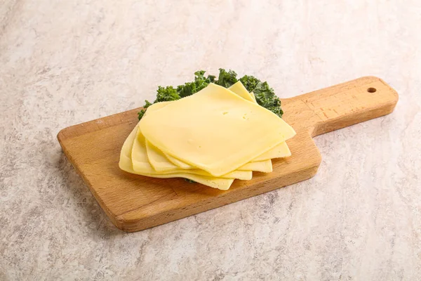 Sliced Gouda Cheese Snack Board — Stock Photo, Image