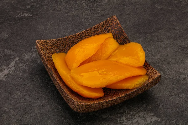 Dolci Deliziose Fette Mango Sciroppate — Foto Stock