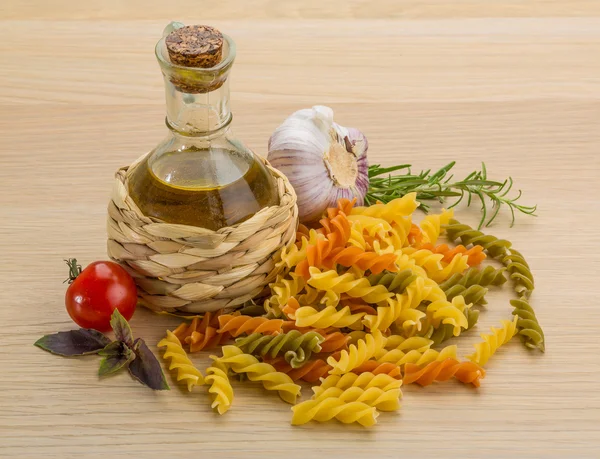 Syrové fusilli — Stock fotografie