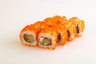 Somon, nori ve pirinçli geleneksel Japon dürümü.