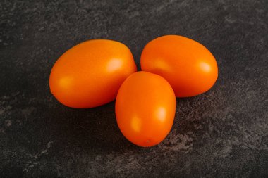 Olgun taze domates yığını.