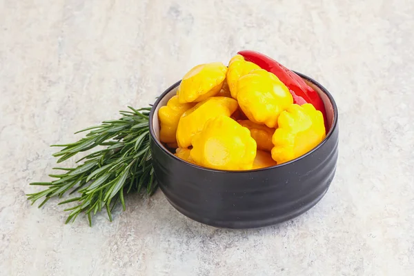 Pickled Amarelo Patisson Lanche Natural Tigela — Fotografia de Stock