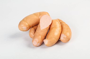 Kıyma ve sosisli, doğal et sosisleri.