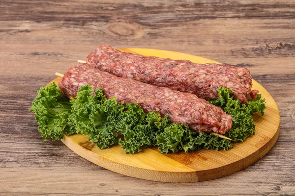 Brocheta Kebab Carne Picada Cruda Para Asar Asar —  Fotos de Stock