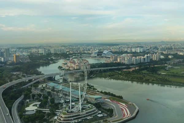 Singapur şehrinin ufuk çizgisi manzarası — Stok fotoğraf