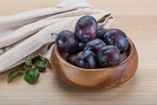 Ciruelas frescas maduras — Foto de Stock