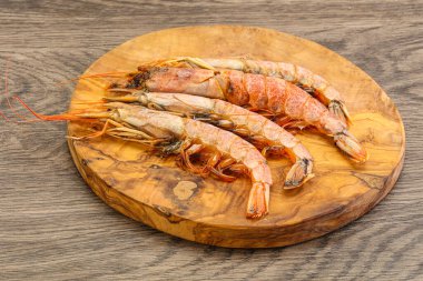 Lezzetli büyük Langoustine deniz ürünleri.