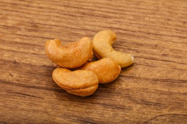 Doğal organik kaju fıstığı yığını.