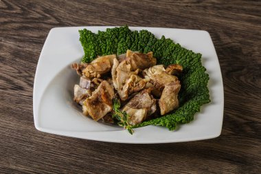 Kavanozda baharatlı kuzu eti