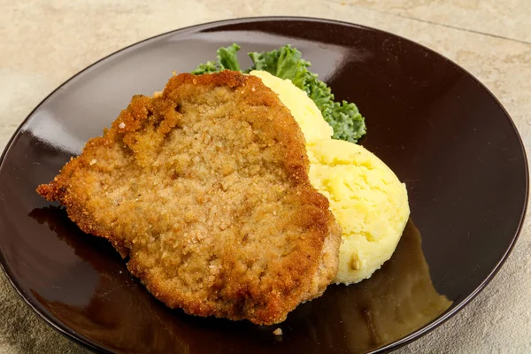 Schnitzel Poitrine Poulet Croustillant Avec Purée Pommes Terre — Photo