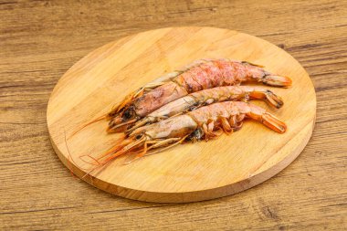 Lezzetli büyük Langoustine deniz ürünleri.