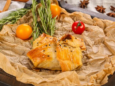 Et ve baharatlı Asya geleneksel pastası