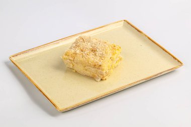 Nefis geleneksel Napolyon kremalı kek.