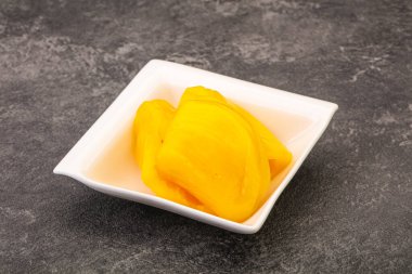 Kasede konserve Jackgruit atıştırmalığı