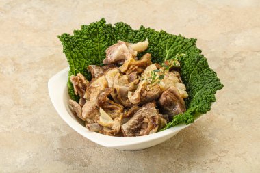 Kavanozda baharatlı kuzu eti