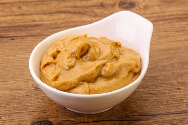 Fıstık ezmeli atıştırmalık