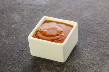 Asya geleneksel mutfağı - et ve tavuk için köri sosu