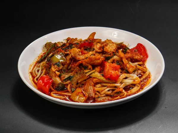 Geleneksel Asya Mutfağı Sığır Etli Lagman Noodle — Stok fotoğraf