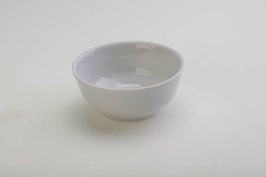 İzole edilmiş servis için beyaz leke kasesi