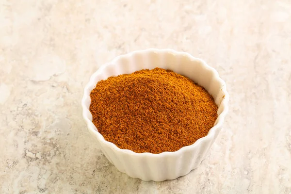 Dry Paprika Powder Bowl Isolated — Stock Photo, Image