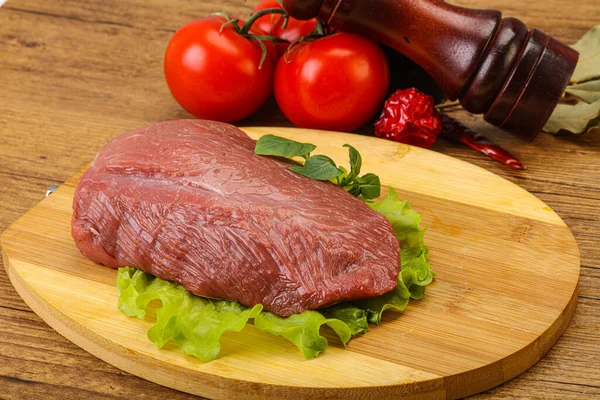 調理用の生牛肉肉片 — ストック写真
