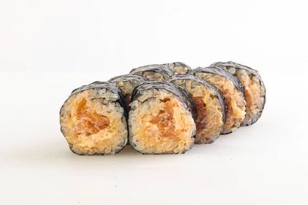 Maki Rollo Tradicional Japonés Con Salmón — Foto de Stock